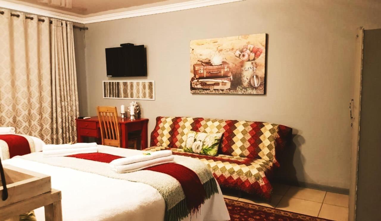 Graceland Guesthouse Потчефструм Екстериор снимка