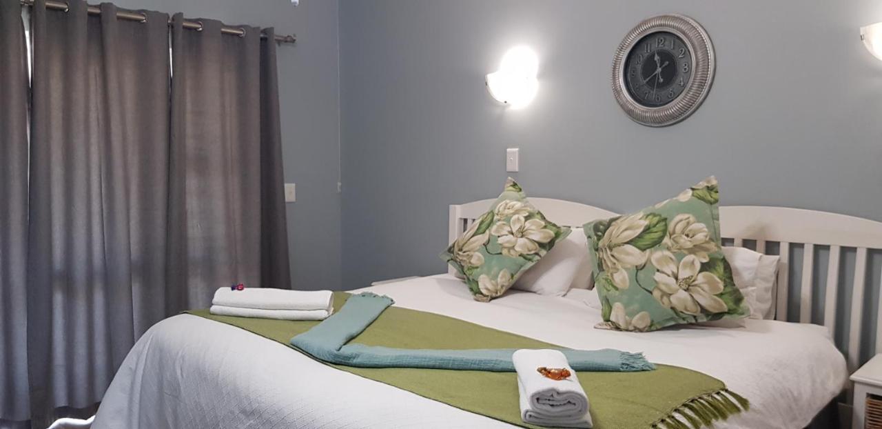 Graceland Guesthouse Потчефструм Екстериор снимка