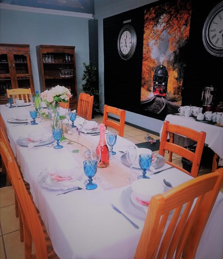 Graceland Guesthouse Потчефструм Екстериор снимка