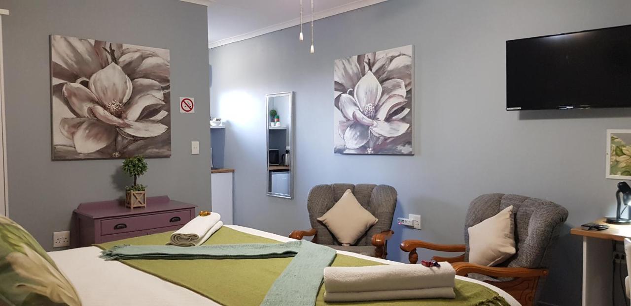 Graceland Guesthouse Потчефструм Екстериор снимка