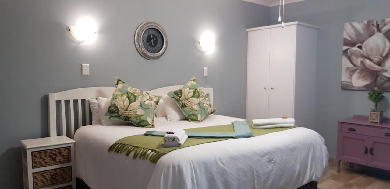 Graceland Guesthouse Потчефструм Екстериор снимка