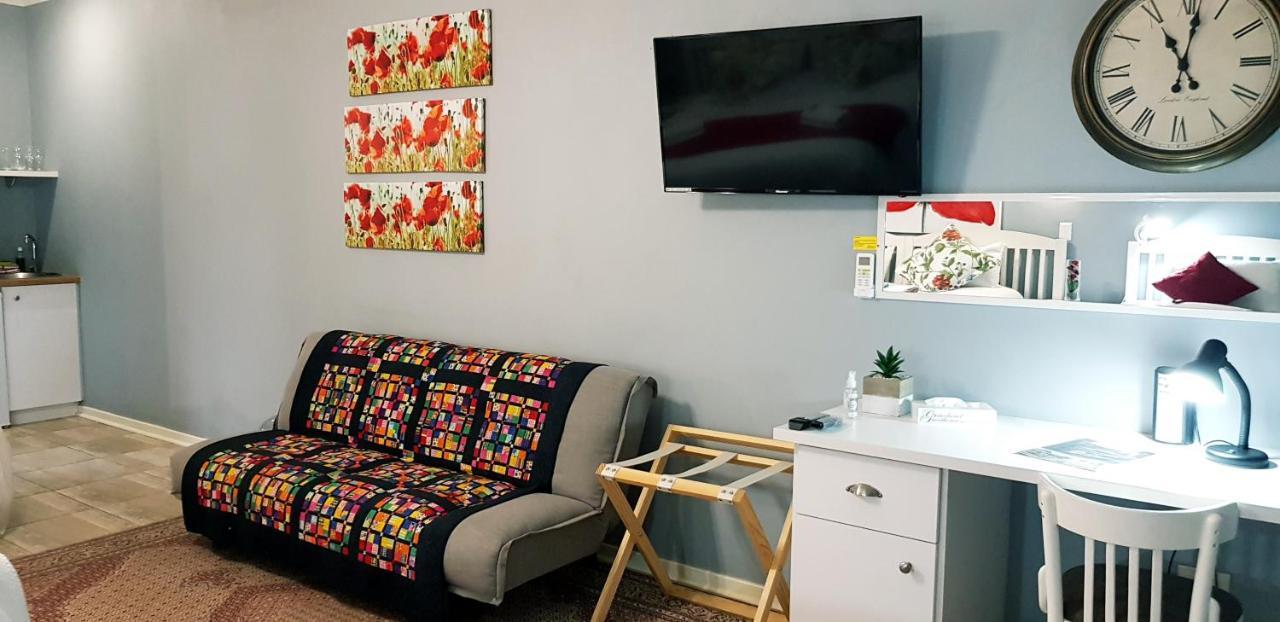 Graceland Guesthouse Потчефструм Екстериор снимка