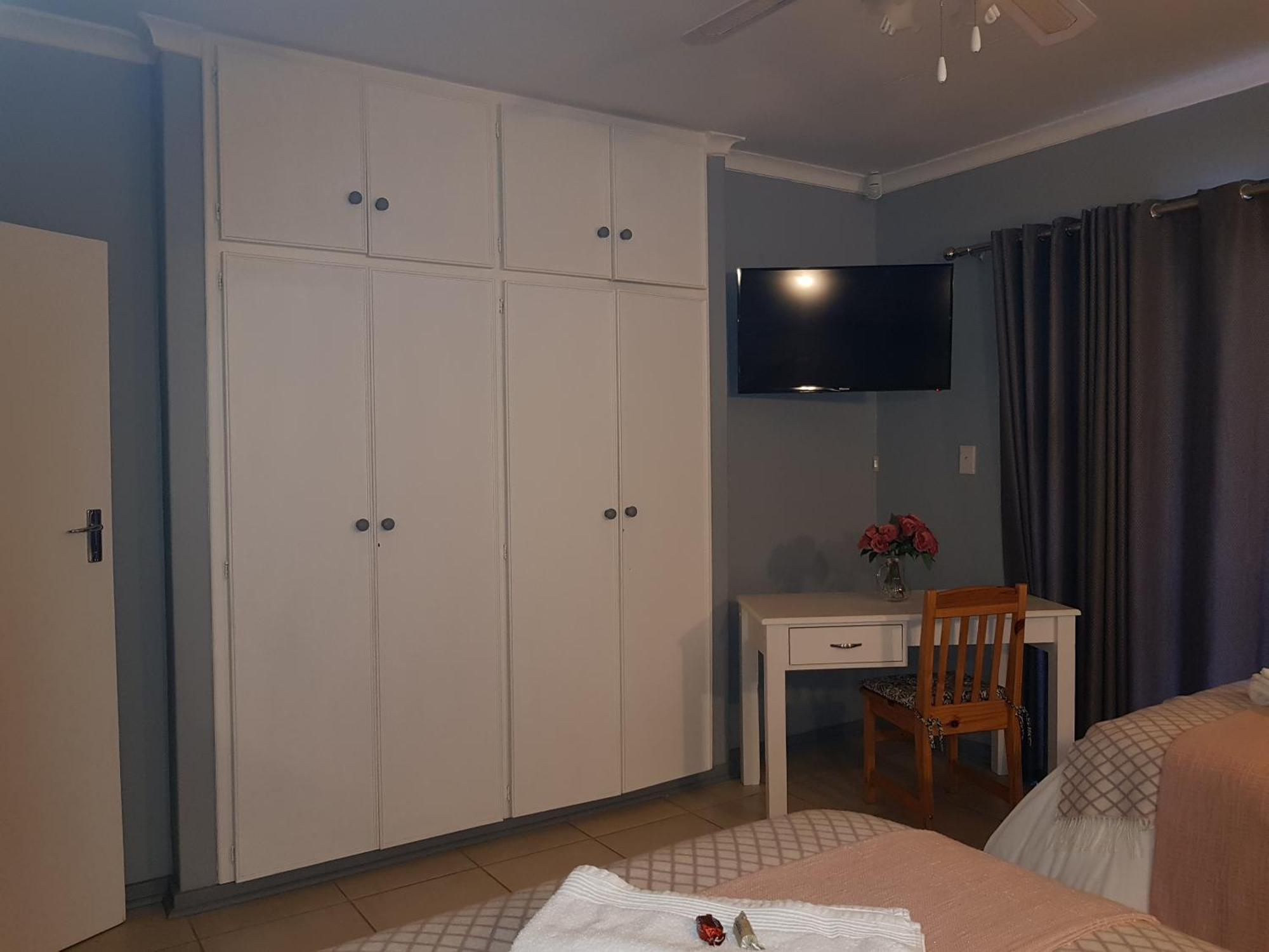 Graceland Guesthouse Потчефструм Екстериор снимка