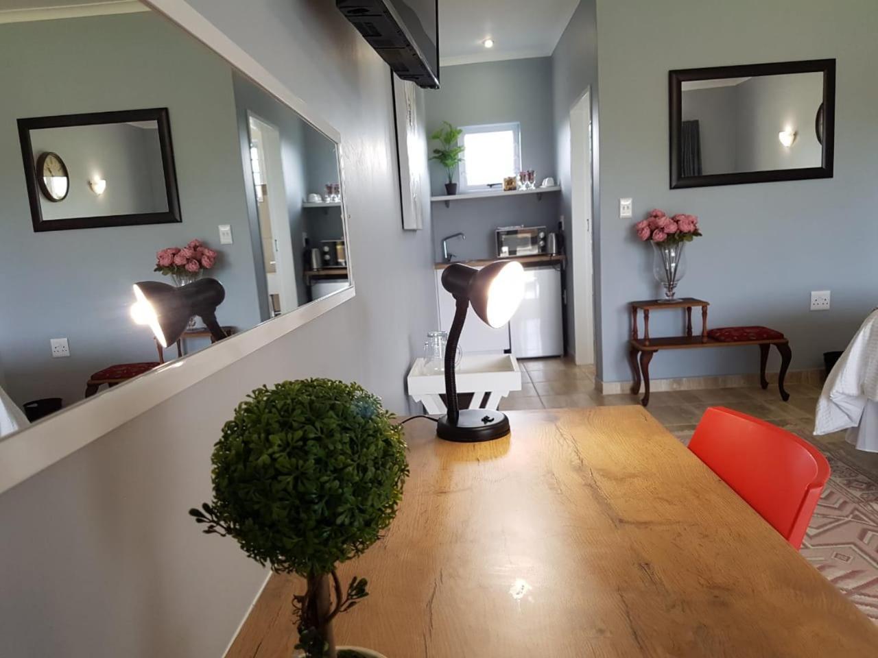 Graceland Guesthouse Потчефструм Екстериор снимка
